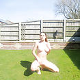 Emma's Back Yard - image control.gallery.php