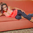 Miranda on the couch - image control.gallery.php