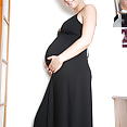 Pregnant Blonde - image control.gallery.php