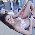 Kinky at Poolside - image control.gallery.php