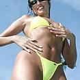 Lori's Wicked Weasel - image control.gallery.php