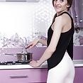 Olivia Arden has hot times in her kitchen - image control.gallery.php