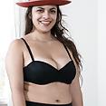 Anastasia Cherry strips nude wearing a new hat  - image control.gallery.php