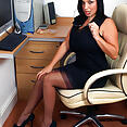Michelle Bond - image control.gallery.php