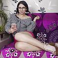 Yassa In Her Glasses - image control.gallery.php