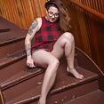 Paige On The Steps - image control.gallery.php