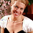 Lauren E - image control.gallery.php