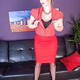 Holly Kiss - Bachelor pad poser! - image control.gallery.php