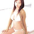 Rio Natsume posing her natural big tits in a white bikini - image control.gallery.php