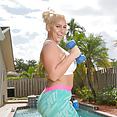 Bailey's Yoga - image control.gallery.php